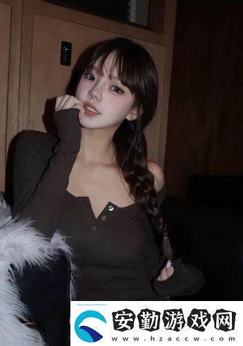 大狗鎖住女人狗的視頻大全展現(xiàn)奇妙瞬間網友