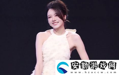 駱歆回應(yīng)年收入才16萬(wàn)